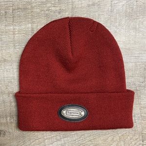 FW 19 Supreme Burgundy metal beanie